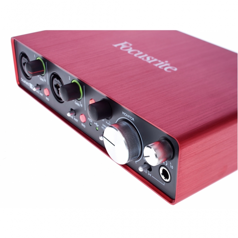 Звуковая карта 2i2 focusrite