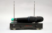 Радиосистема с ручным микрофоном AUDIOVOICE WL-21VM 2микр.